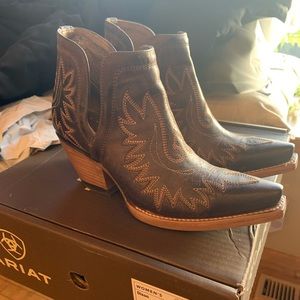Women’s Ariat Western Boots
